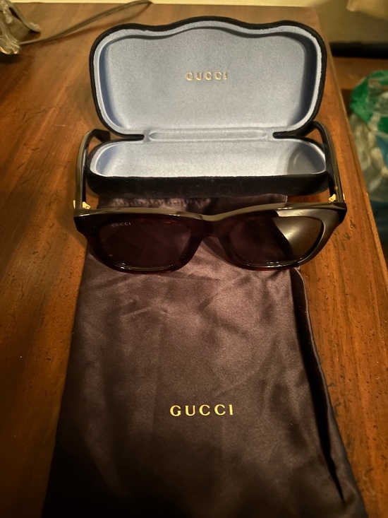 Ladies Gucci Shades